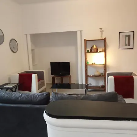 Logement Spacieux Et Lumineux Montceau-les-Mines Buitenkant foto