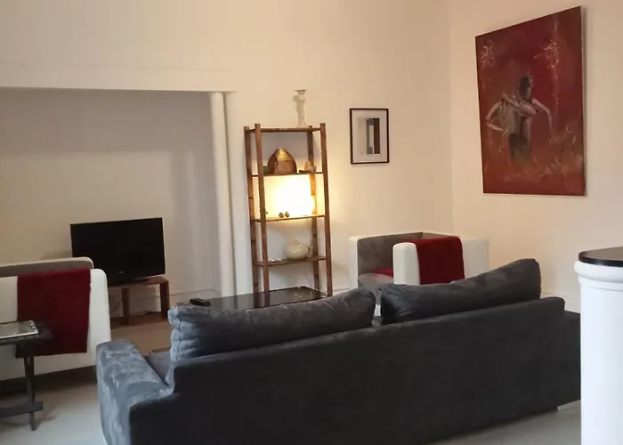 Logement Spacieux Et Lumineux